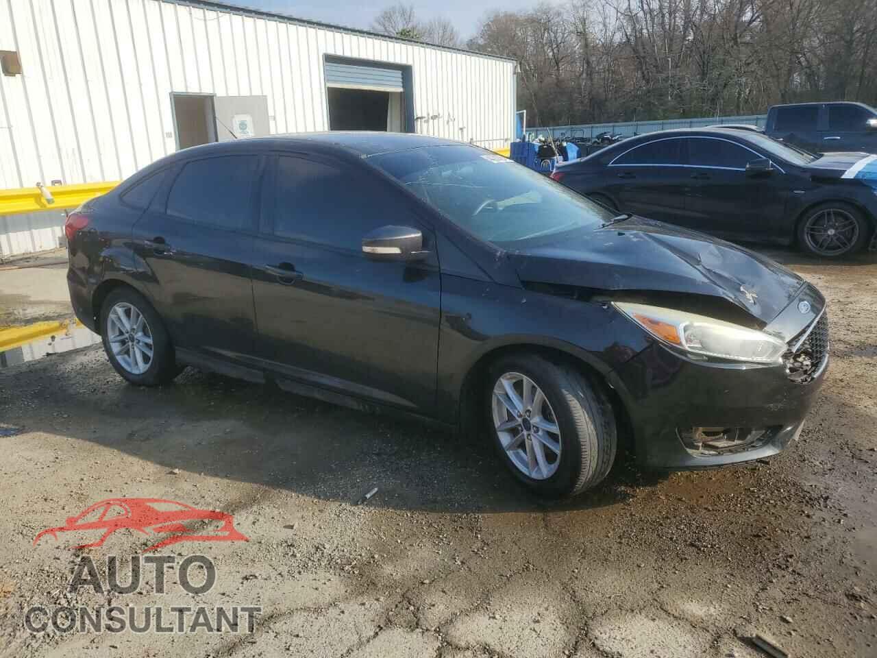 FORD FOCUS 2015 - 1FADP3F20FL257194