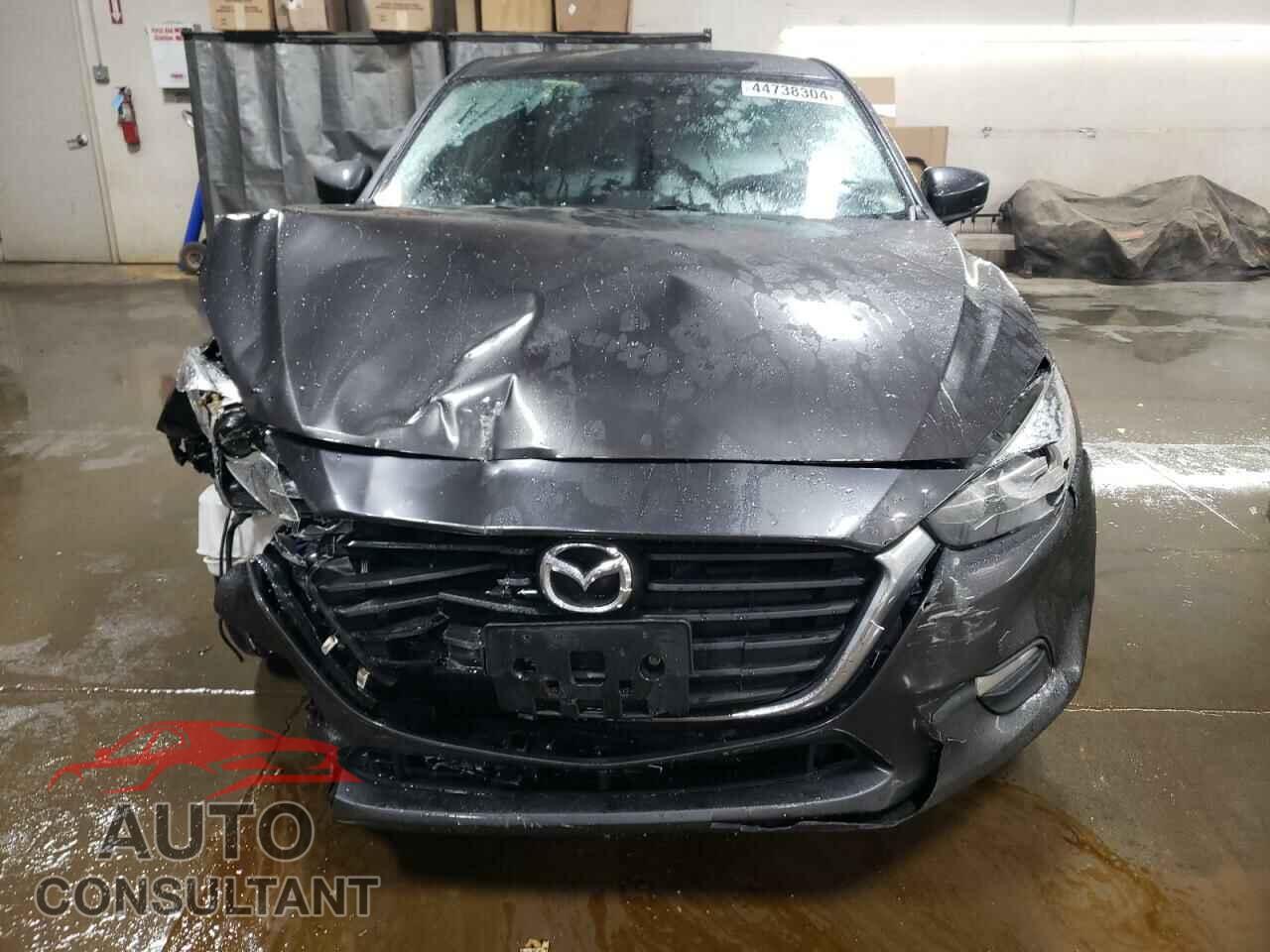 MAZDA 3 2017 - 3MZBN1U79HM108338
