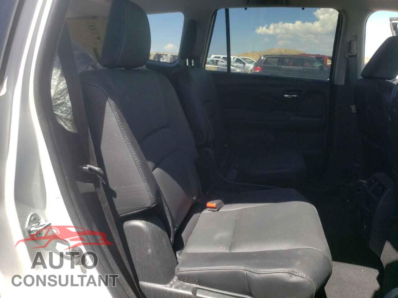 HONDA PILOT 2022 - 5FNYF6H64NB001139