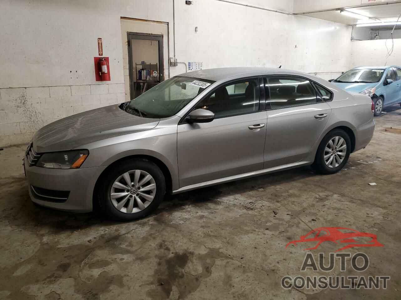 VOLKSWAGEN PASSAT 2012 - 1VWAH7A38CC038574