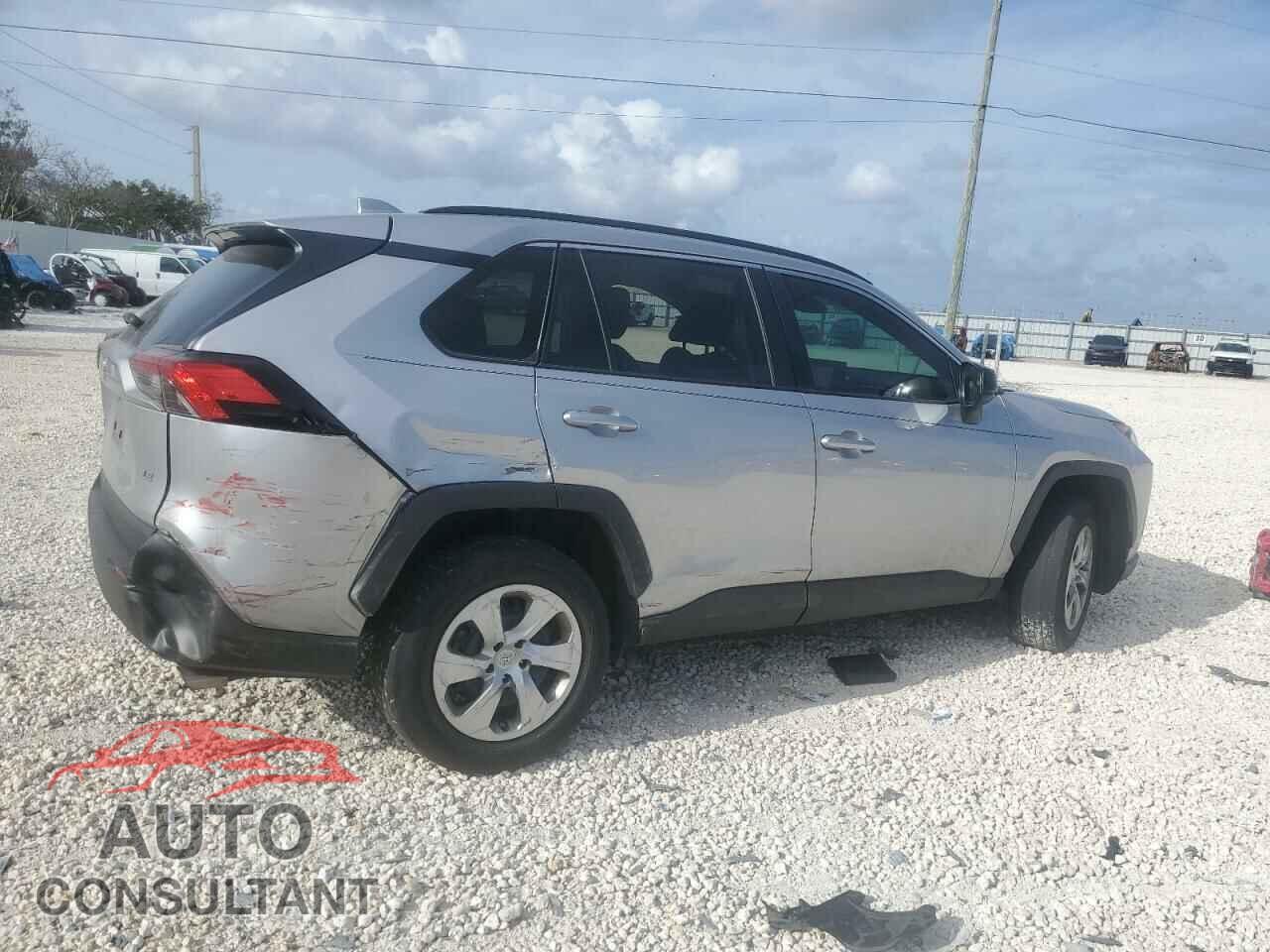TOYOTA RAV4 2021 - 2T3H1RFV3MC145933