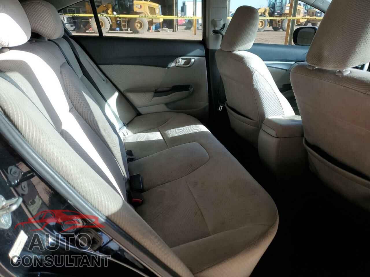 HONDA CIVIC 2013 - 19XFB4F24DE000729