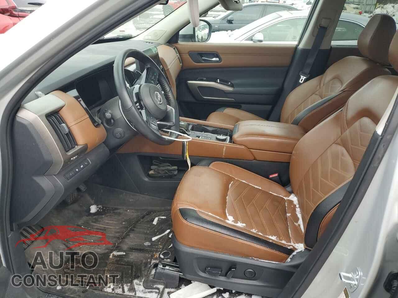 NISSAN PATHFINDER 2023 - 5N1DR3DK7PC262574