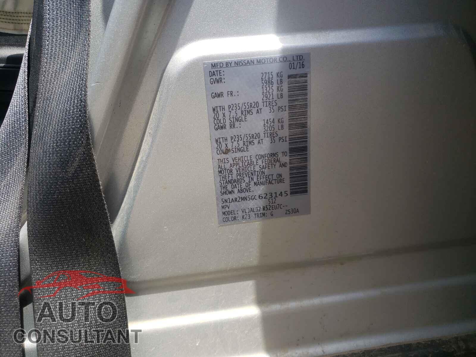 NISSAN PATHFINDER 2016 - 5N1AR2MN5GC623145