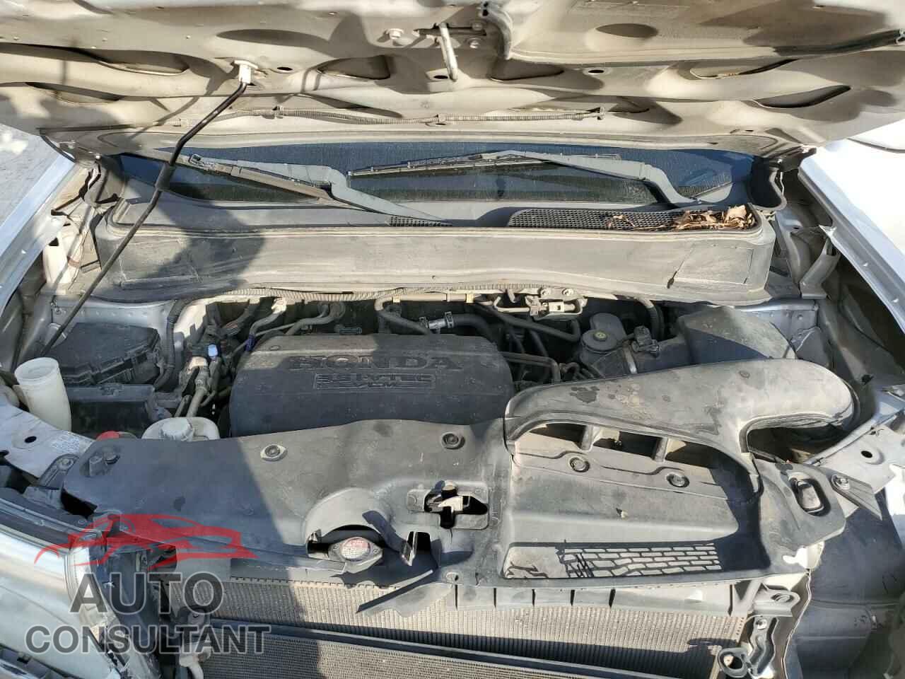 HONDA PILOT 2014 - 5FNYF3H4XEB013177