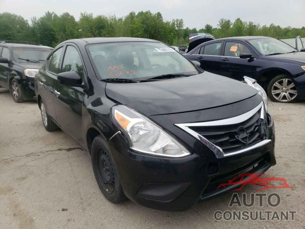 NISSAN VERSA 2019 - 3N1CN7AP3KL868912