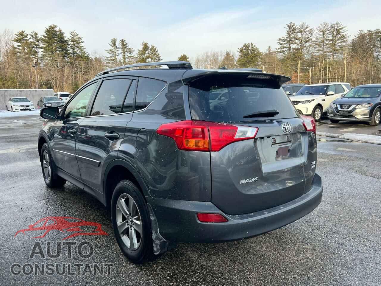 TOYOTA RAV4 2015 - JTMRFREV5FD162934
