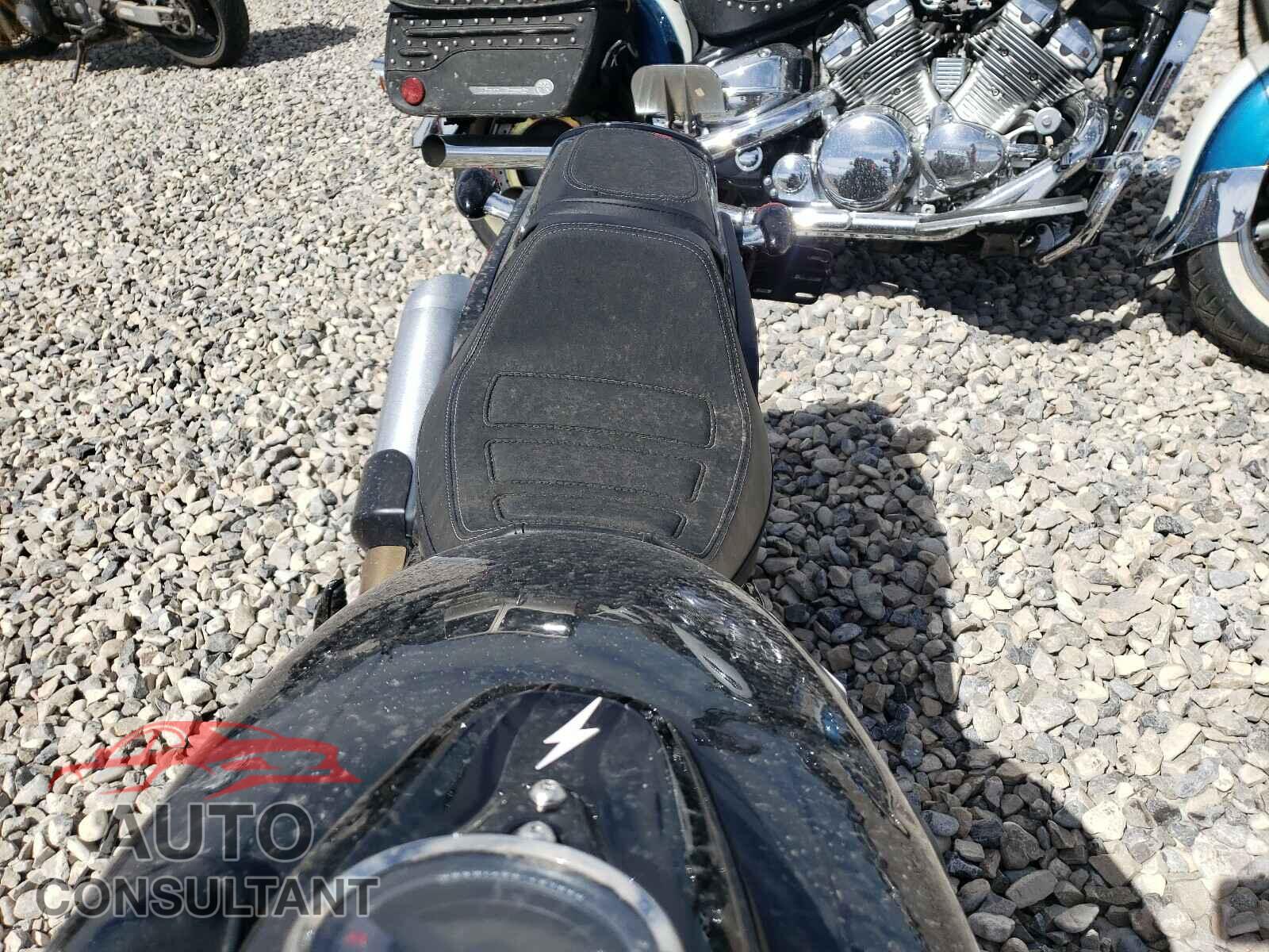 HARLEY-DAVIDSON FXFBS 2021 - 1HD1YLK12MB017444