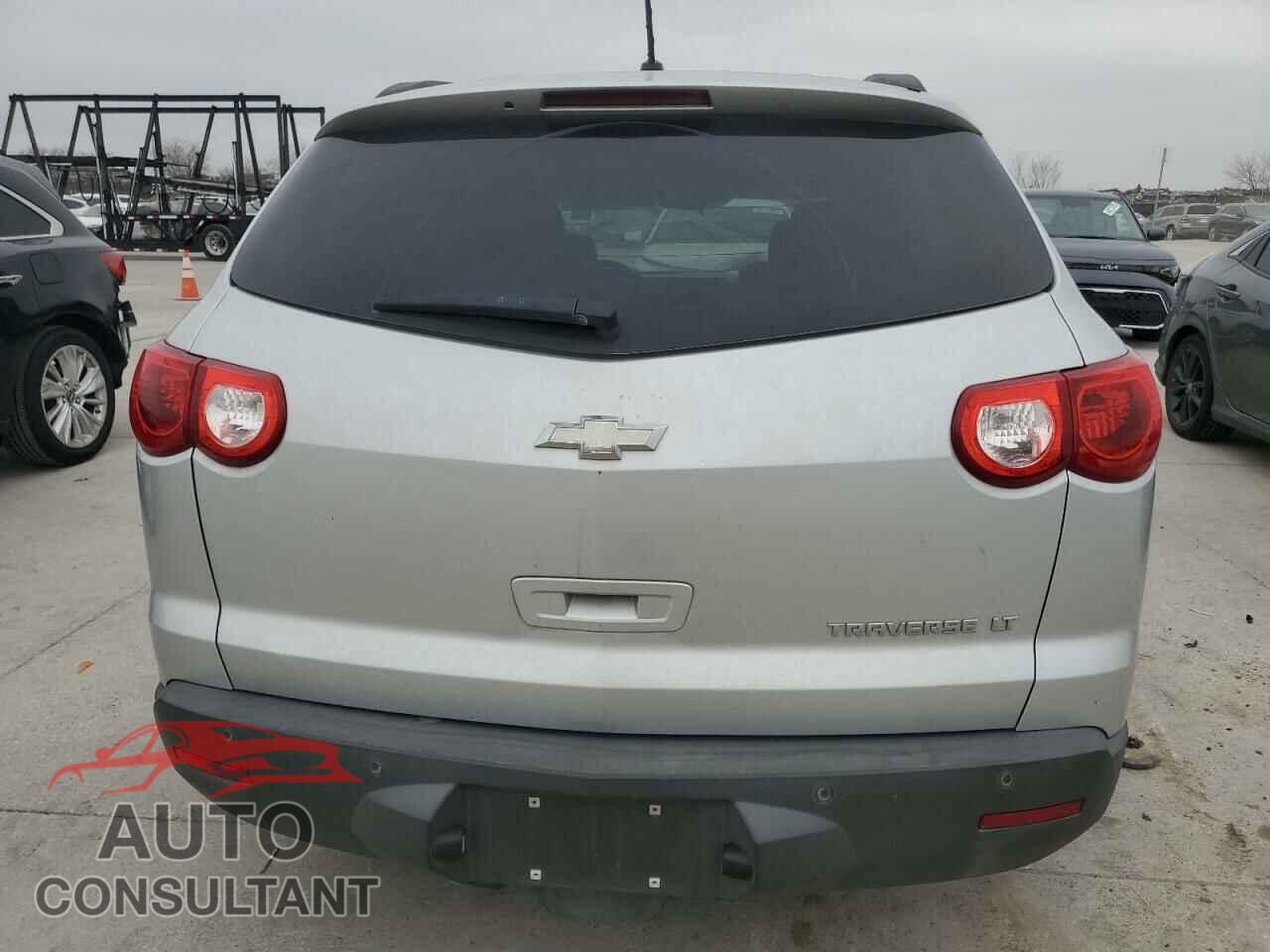 CHEVROLET TRAVERSE 2011 - 1GNKRGED4BJ129396