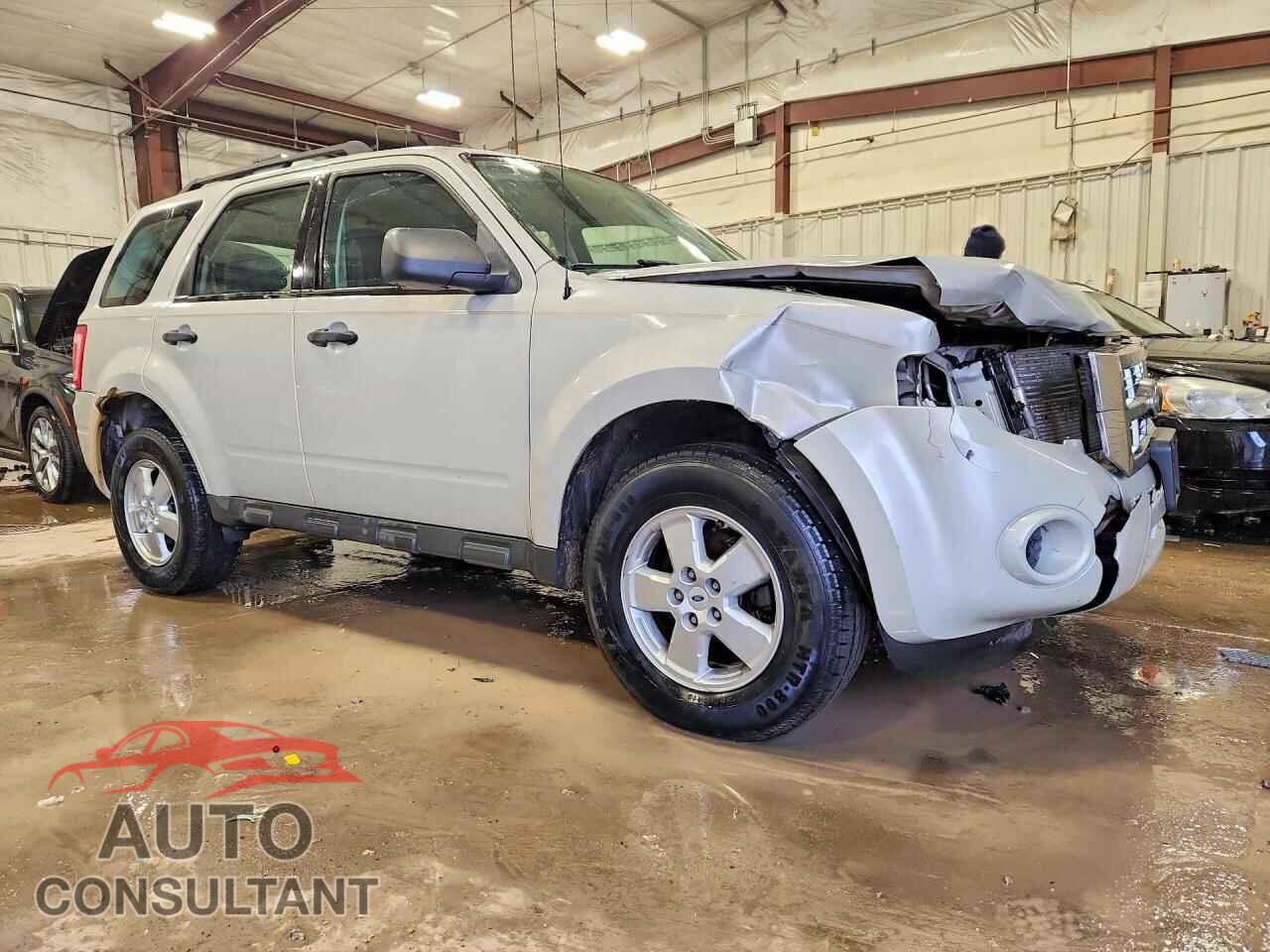 FORD ESCAPE 2009 - 1FMCU02779KC80041