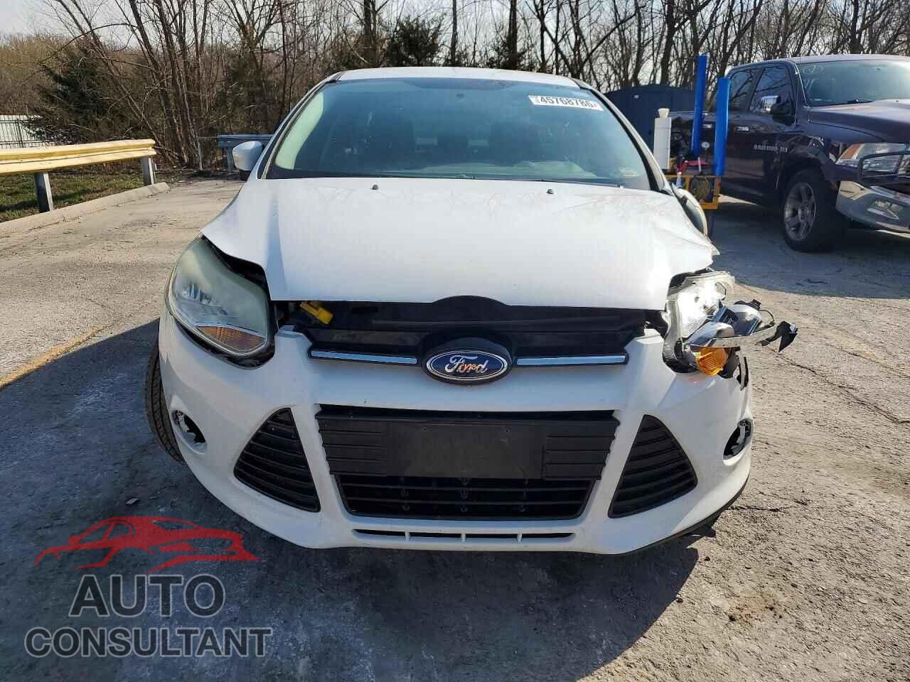 FORD FOCUS 2013 - 1FADP3F2XDL123712