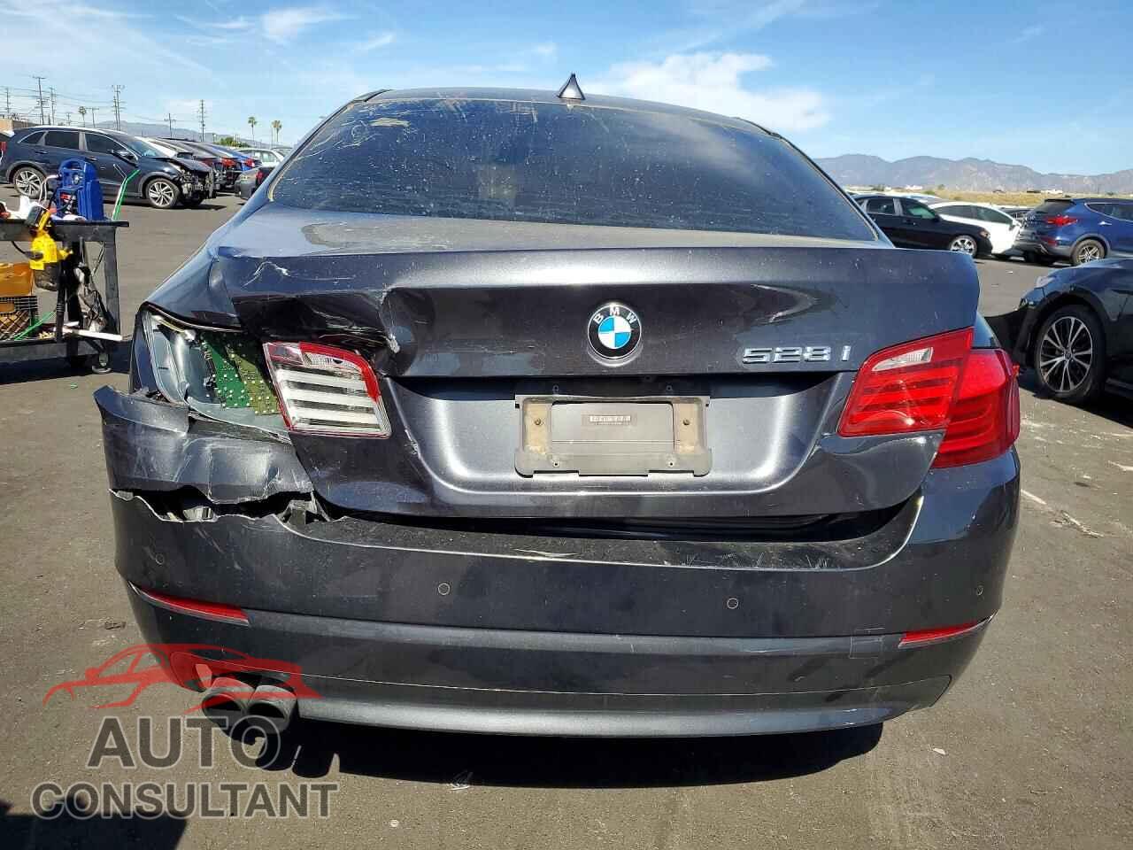 BMW 5 SERIES 2013 - WBAXG5C52DD229421