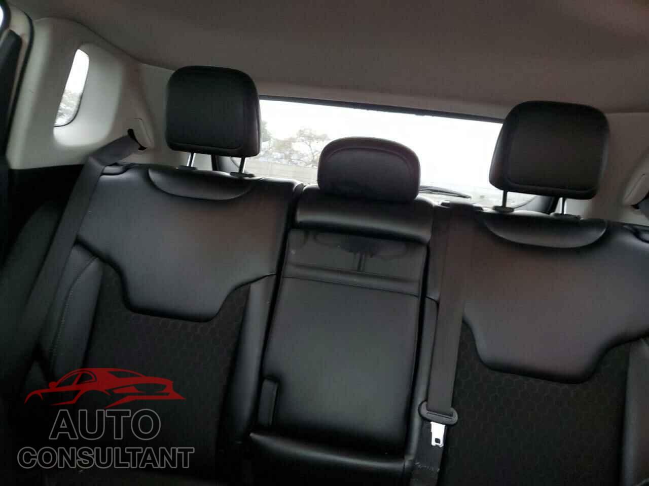 JEEP COMPASS 2018 - 3C4NJDBB3JT481455