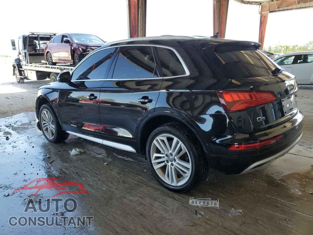 AUDI Q5 2018 - WA1BNAFY2J2157073