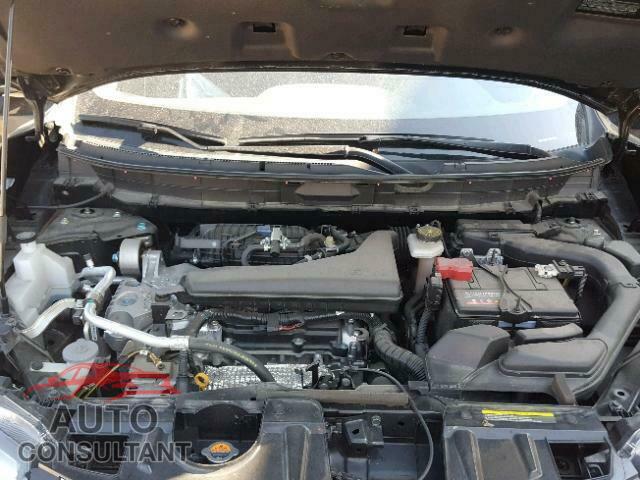NISSAN ROGUE S 2017 - KNMAT2MV2HP538487