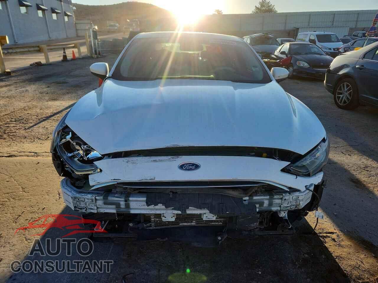 FORD FUSION 2019 - 3FA6P0LU0KR220526