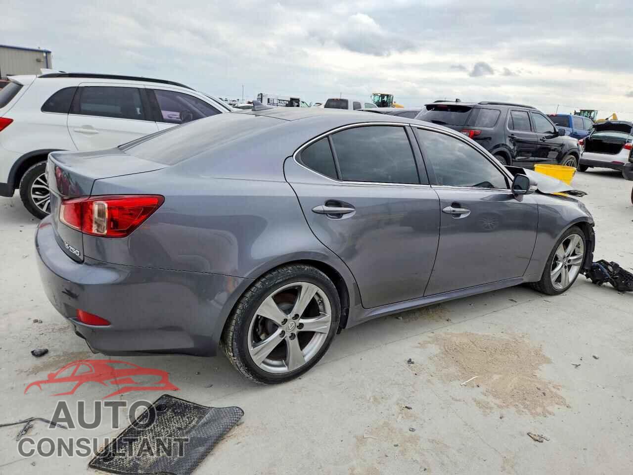 LEXUS IS 2012 - JTHBF5C27C5181427