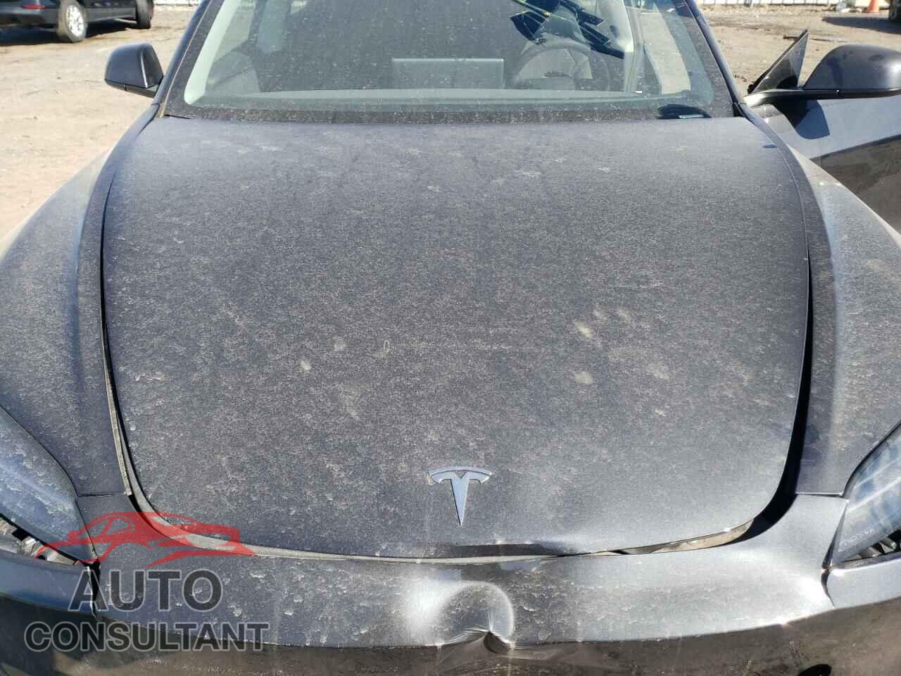 TESLA MODEL 3 2024 - 5YJ3E1EBXRF811947
