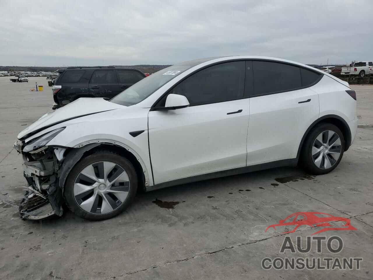 TESLA MODEL Y 2021 - 5YJYGDEE4MF190273