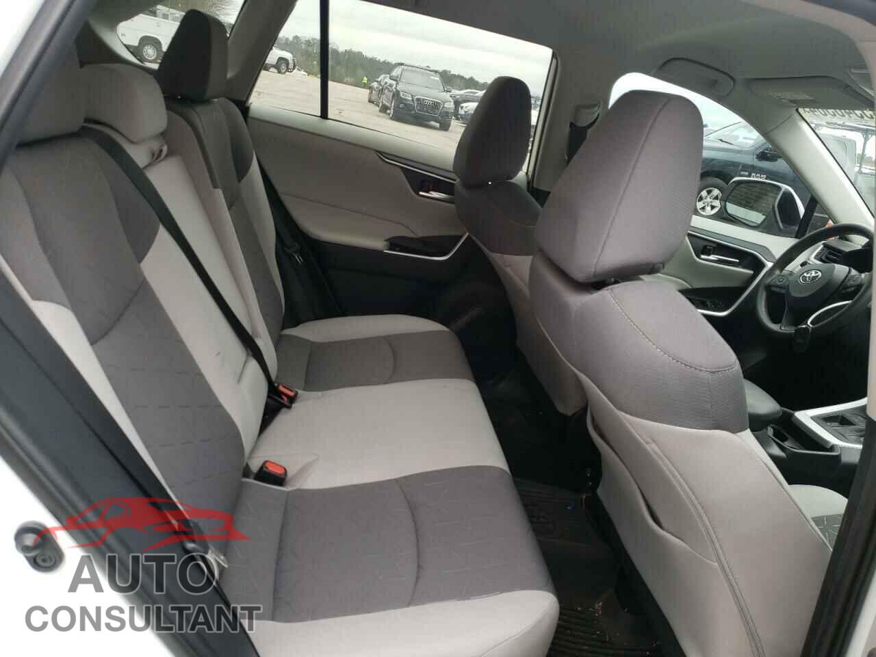 TOYOTA RAV4 2021 - 2T3W1RFVXMW141304