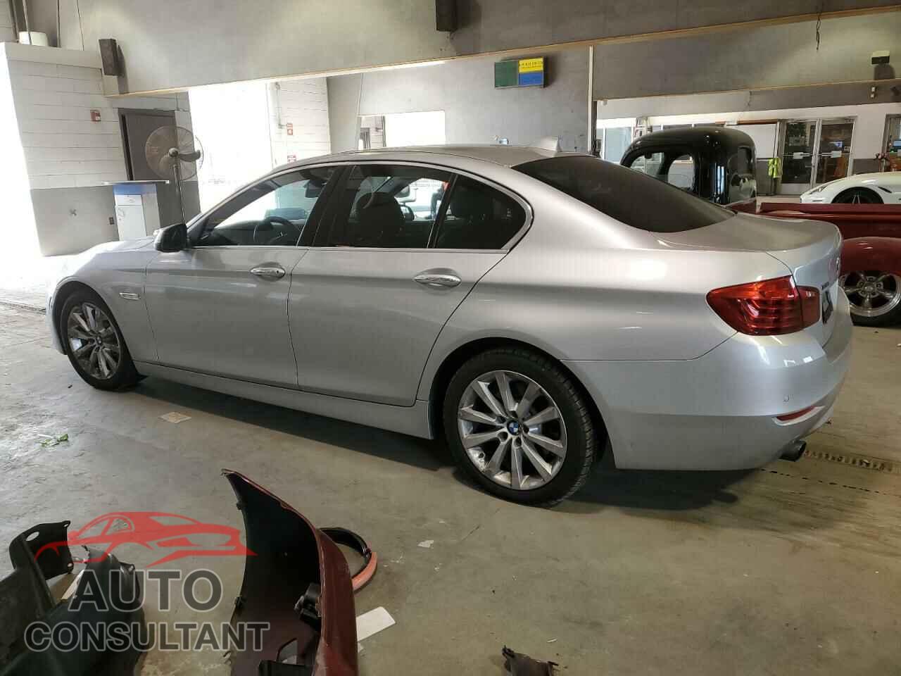 BMW 5 SERIES 2016 - WBA5B3C5XGG253592