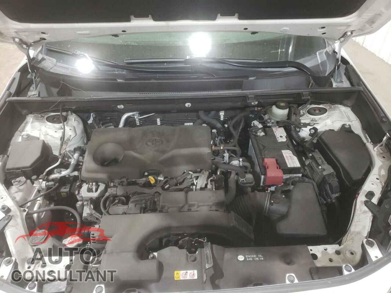 TOYOTA RAV4 2020 - JTMP1RFV2LD048633