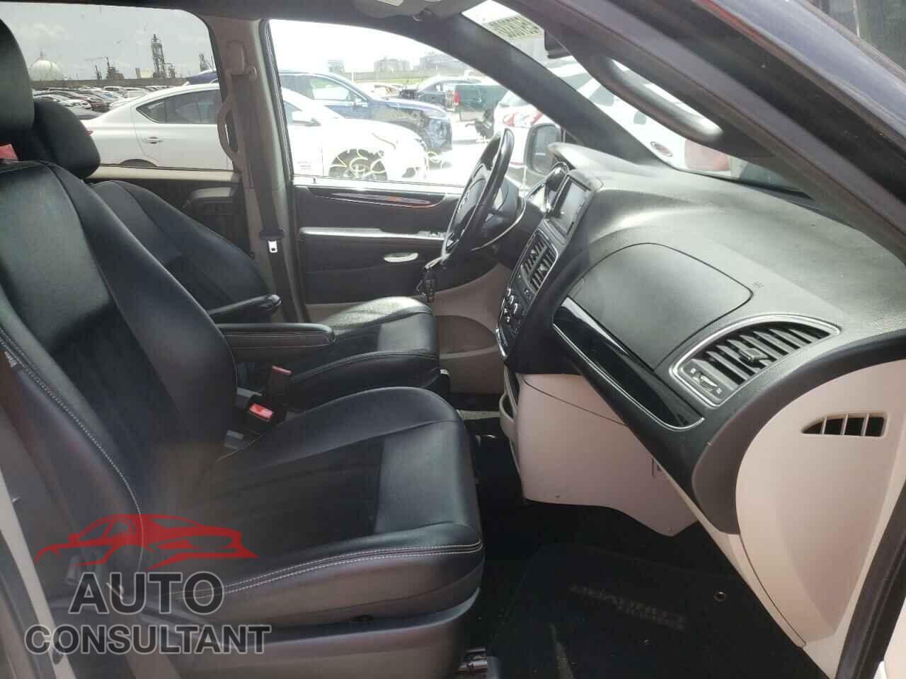DODGE GRAND CARA 2017 - 2C4RDGCG7HR842123