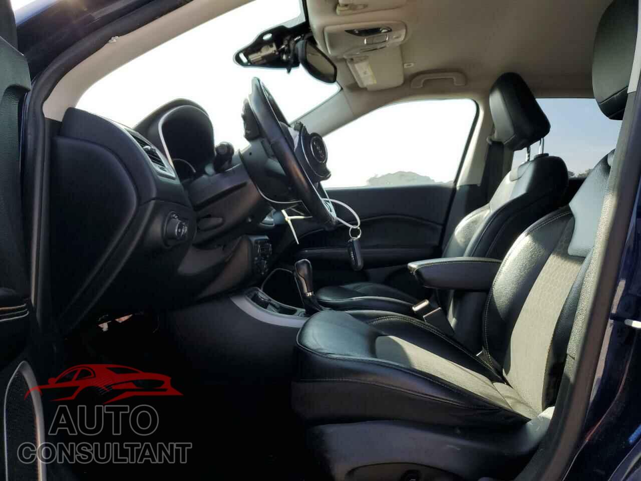 JEEP COMPASS 2018 - 3C4NJDBB9JT392411