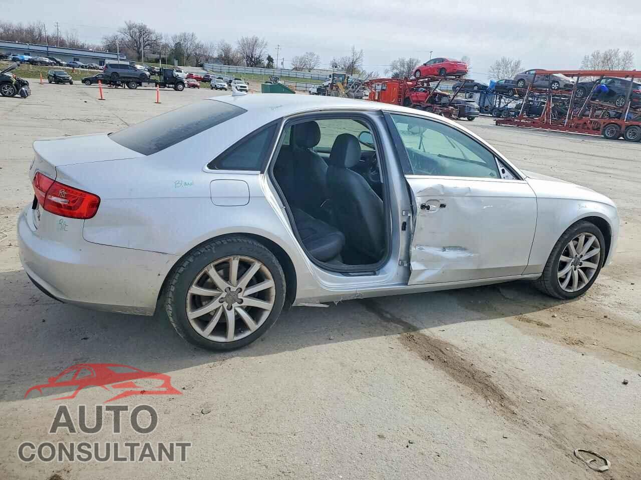 AUDI A4 2013 - WAUFFAFL0DN007875