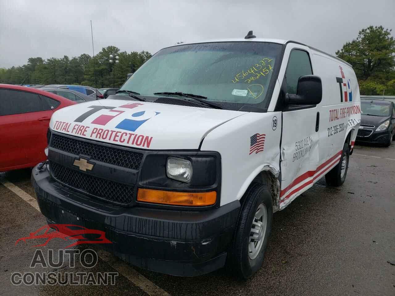 CHEVROLET EXPRESS 2017 - 1GCWGAFF8H1282157