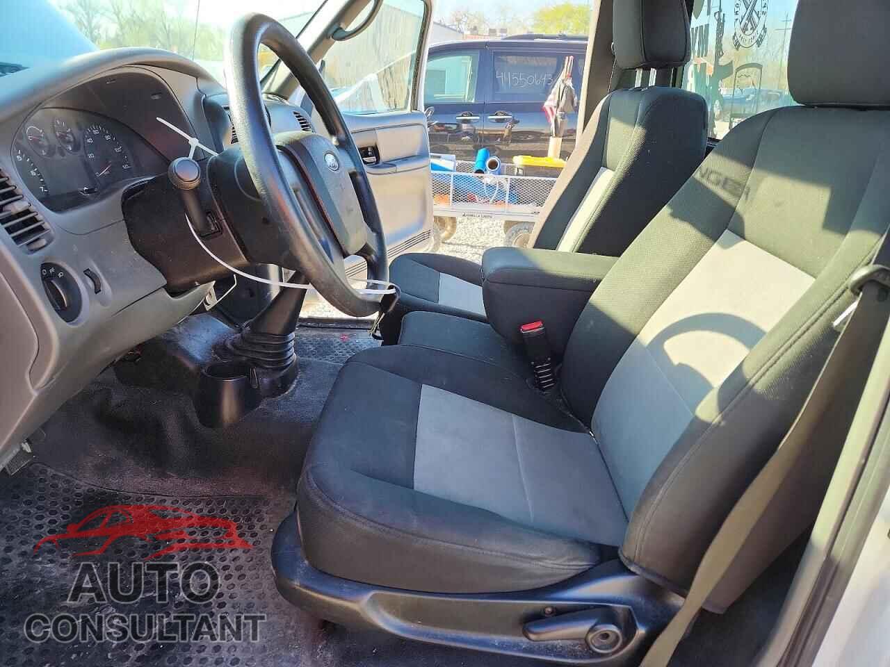 FORD RANGER 2011 - 1FTKR1AD1BPB21829