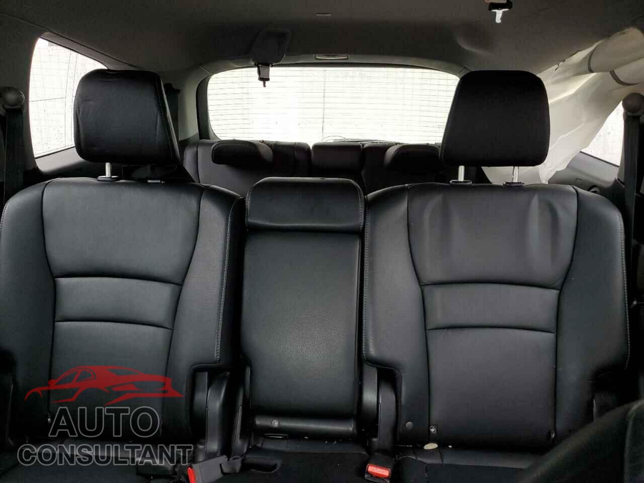 HONDA PILOT 2016 - 5FNYF6H59GB008761