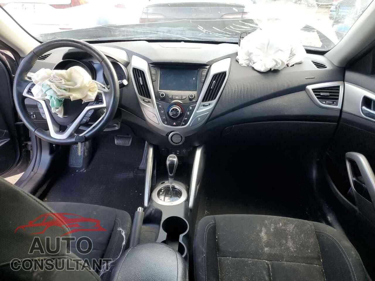 HYUNDAI VELOSTER 2017 - KMHTC6AD2HU314581