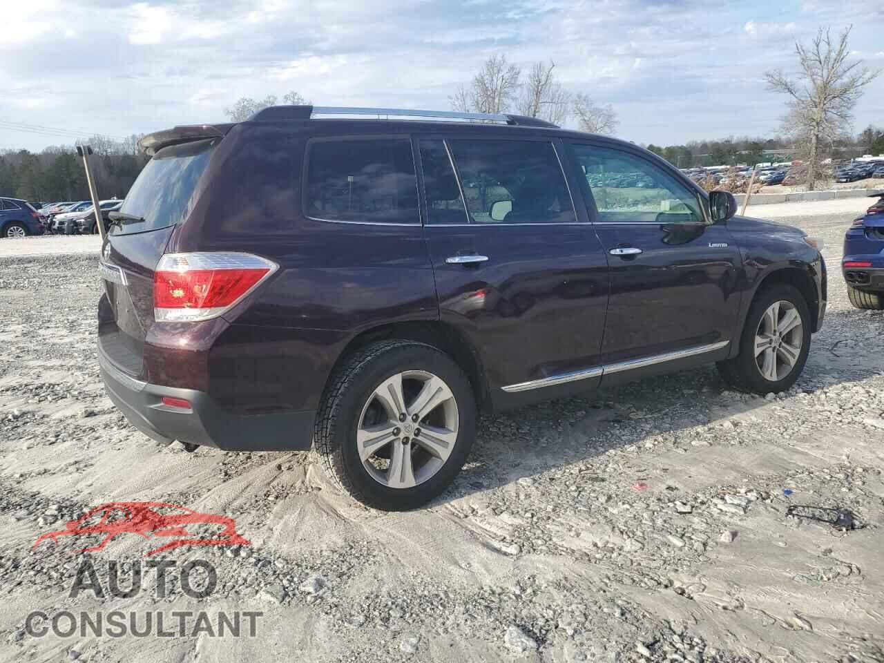 TOYOTA HIGHLANDER 2013 - 5TDYK3EH2DS109866