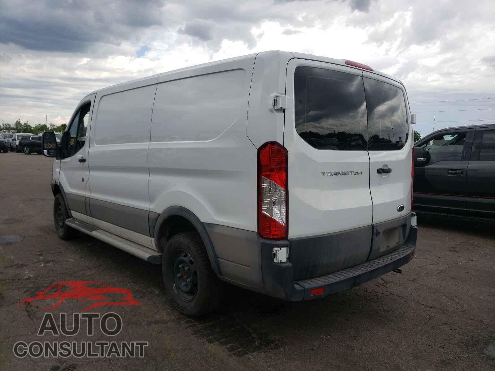 FORD TRANSIT CO 2019 - 1FTYR1YM1KKB20127
