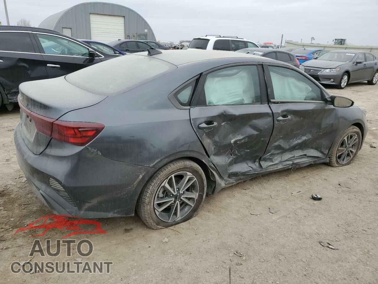 KIA FORTE 2023 - 3KPF24AD0PE654155