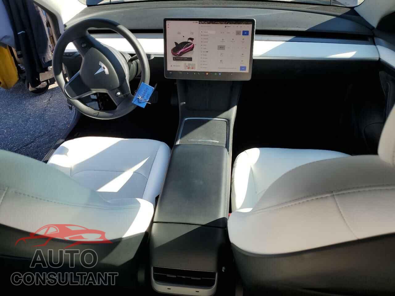 TESLA MODEL 3 2022 - 5YJ3E1EA9NF373276