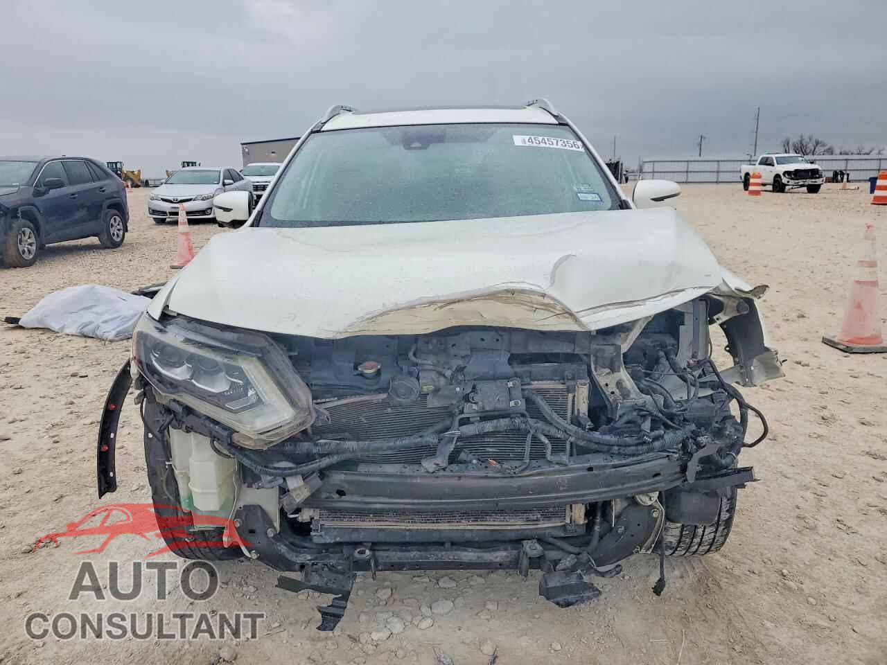 NISSAN ROGUE 2017 - 5N1AT2MT2HC826639