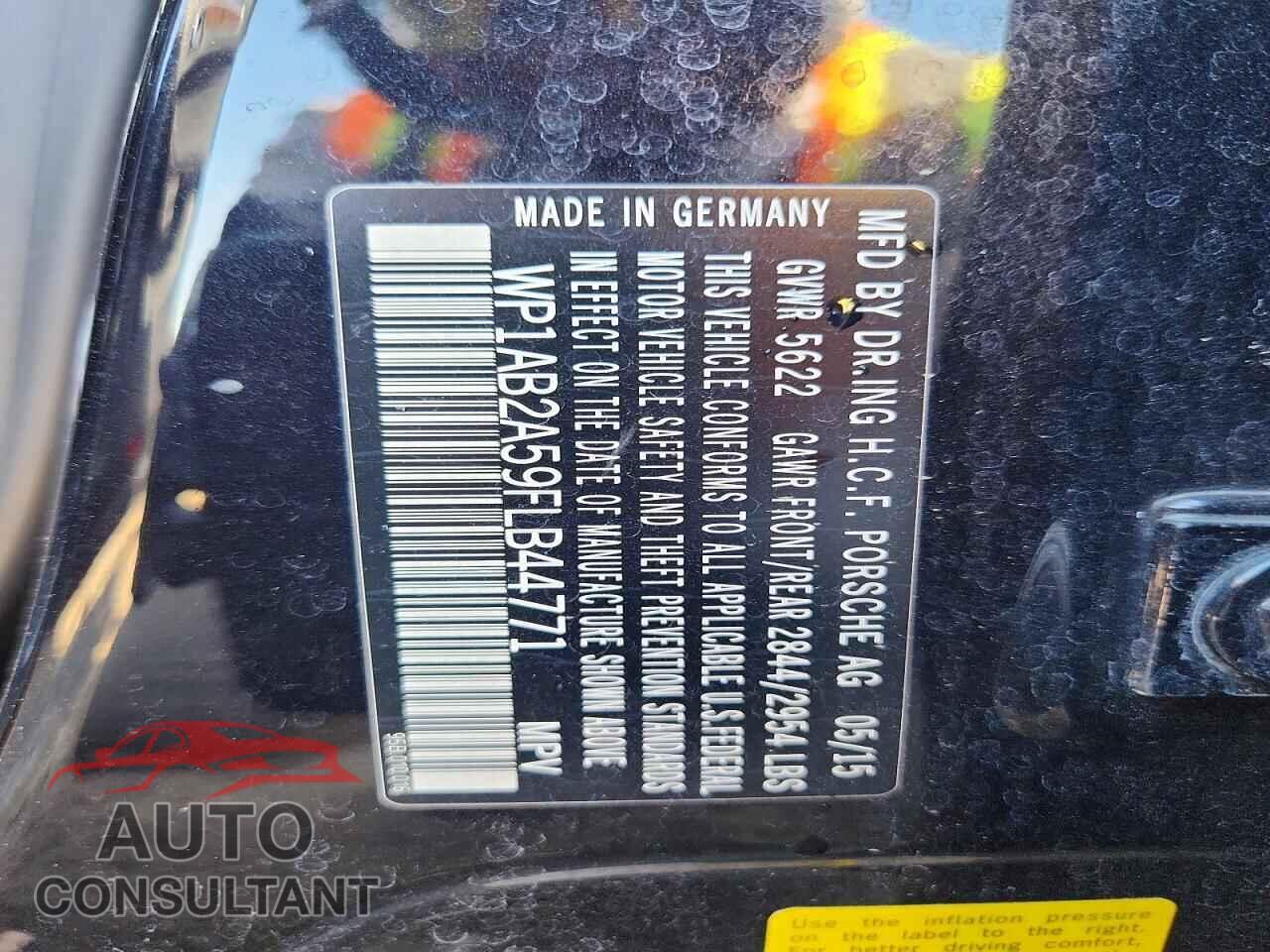 PORSCHE MACAN 2015 - WP1AB2A59FLB44771