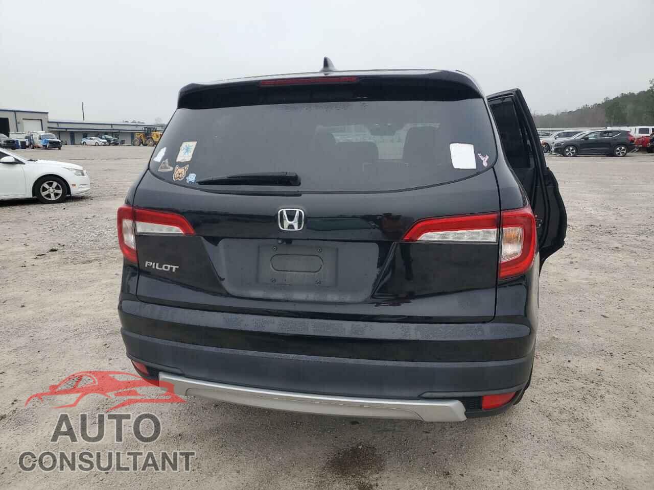 HONDA PILOT 2019 - 5FNYF5H54KB042173