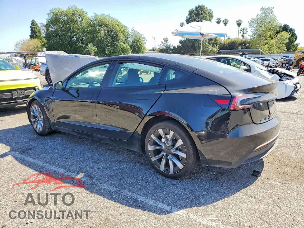 TESLA MODEL 3 2024 - 5YJ3E1EB5RF835573