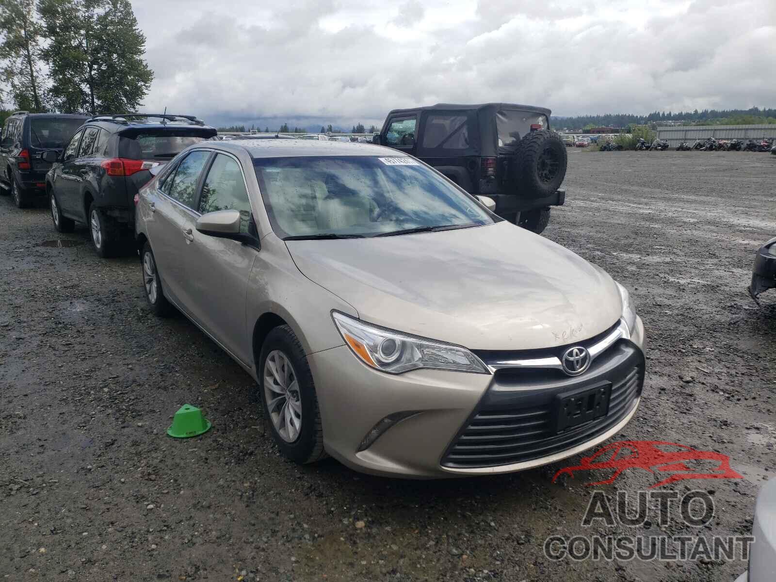 TOYOTA CAMRY 2016 - 4T4BF1FK0GR526669