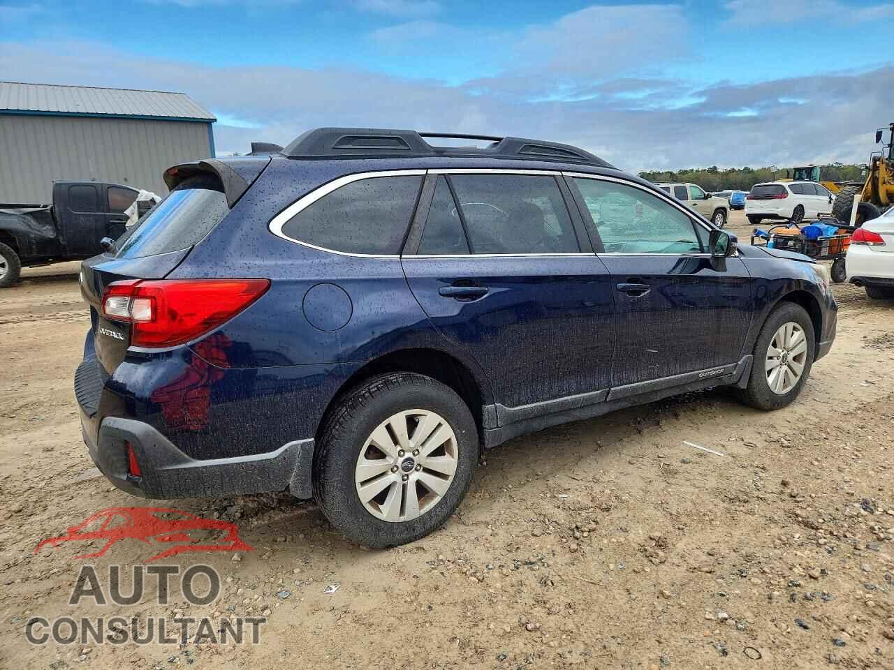 SUBARU OUTBACK 2018 - 4S4BSAHC0J3297077