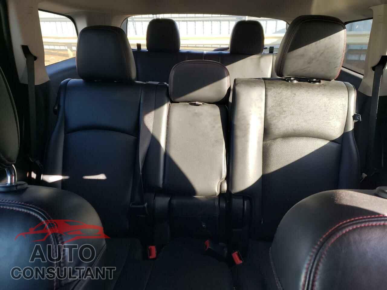 DODGE JOURNEY 2018 - 3C4PDCEG5JT516465