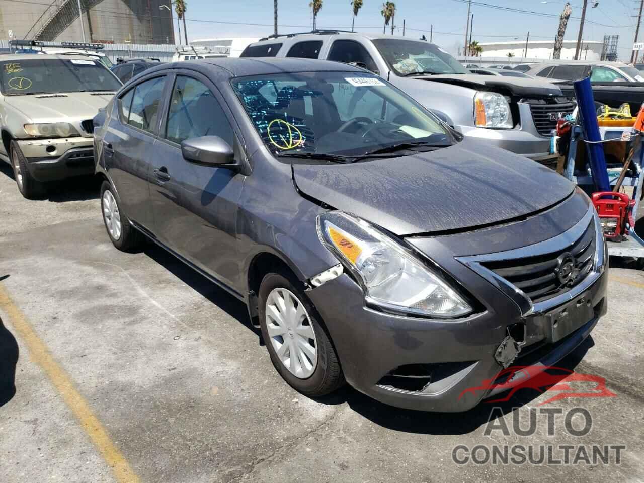 NISSAN VERSA 2017 - 3N1CN7AP4HL893634