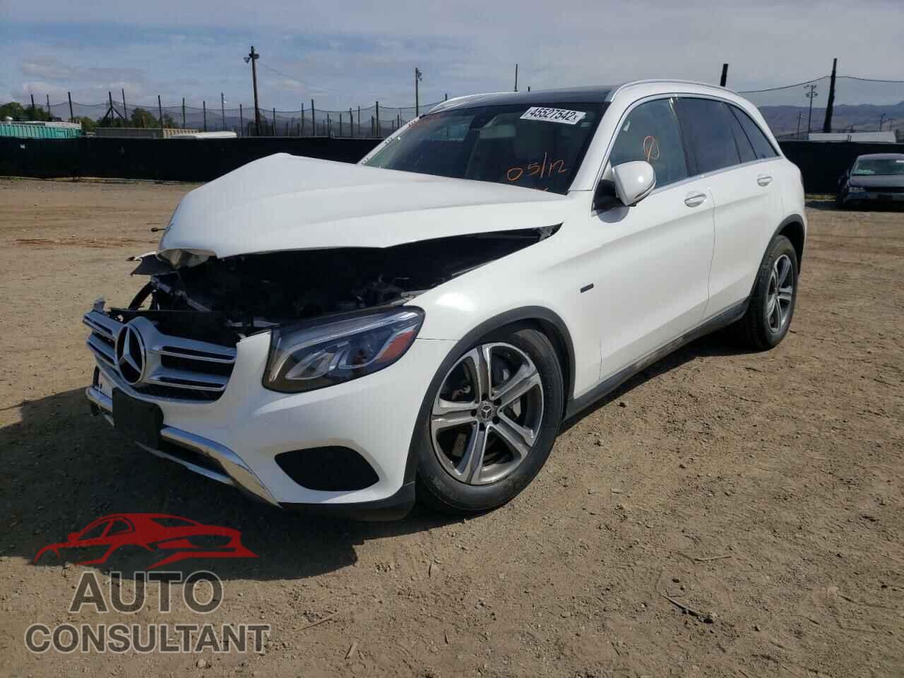 MERCEDES-BENZ GLC-CLASS 2019 - WDC0G5EB4KF572654