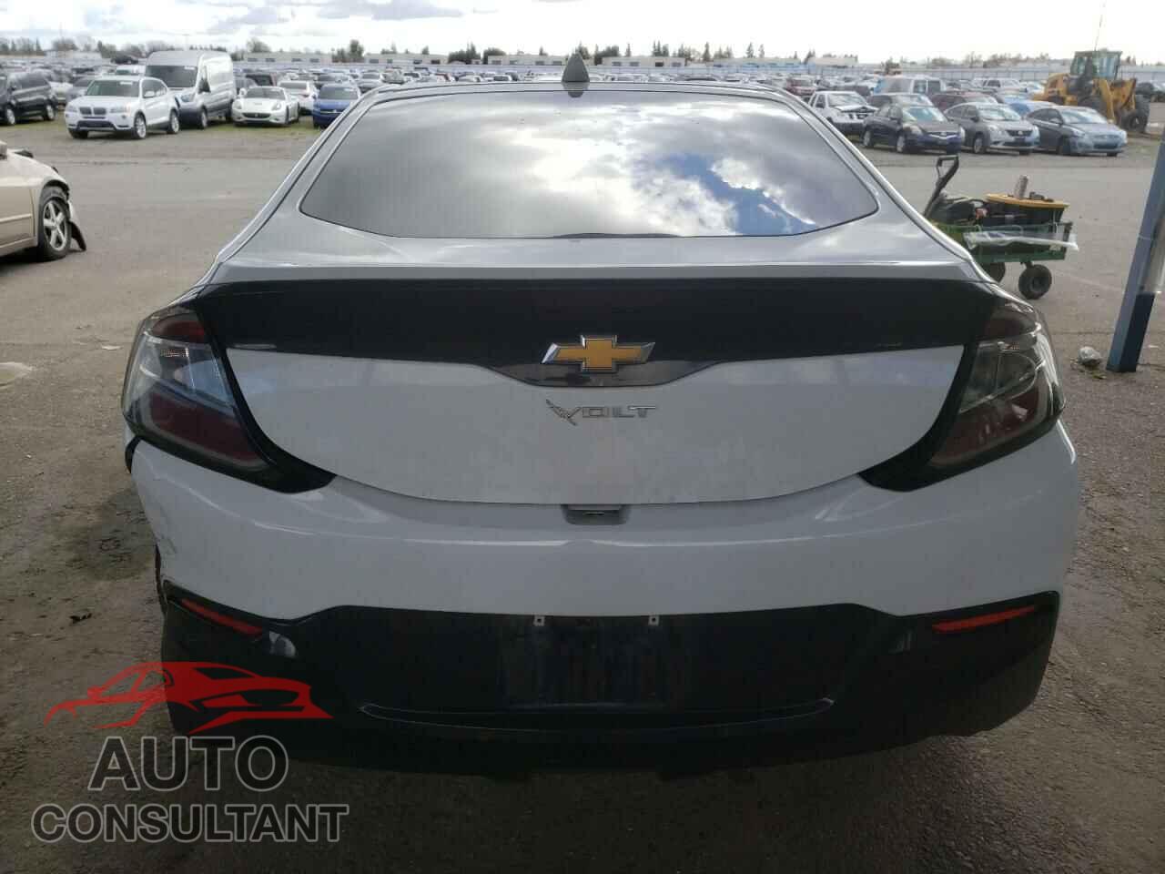 CHEVROLET VOLT 2018 - 1G1RA6S54JU115249