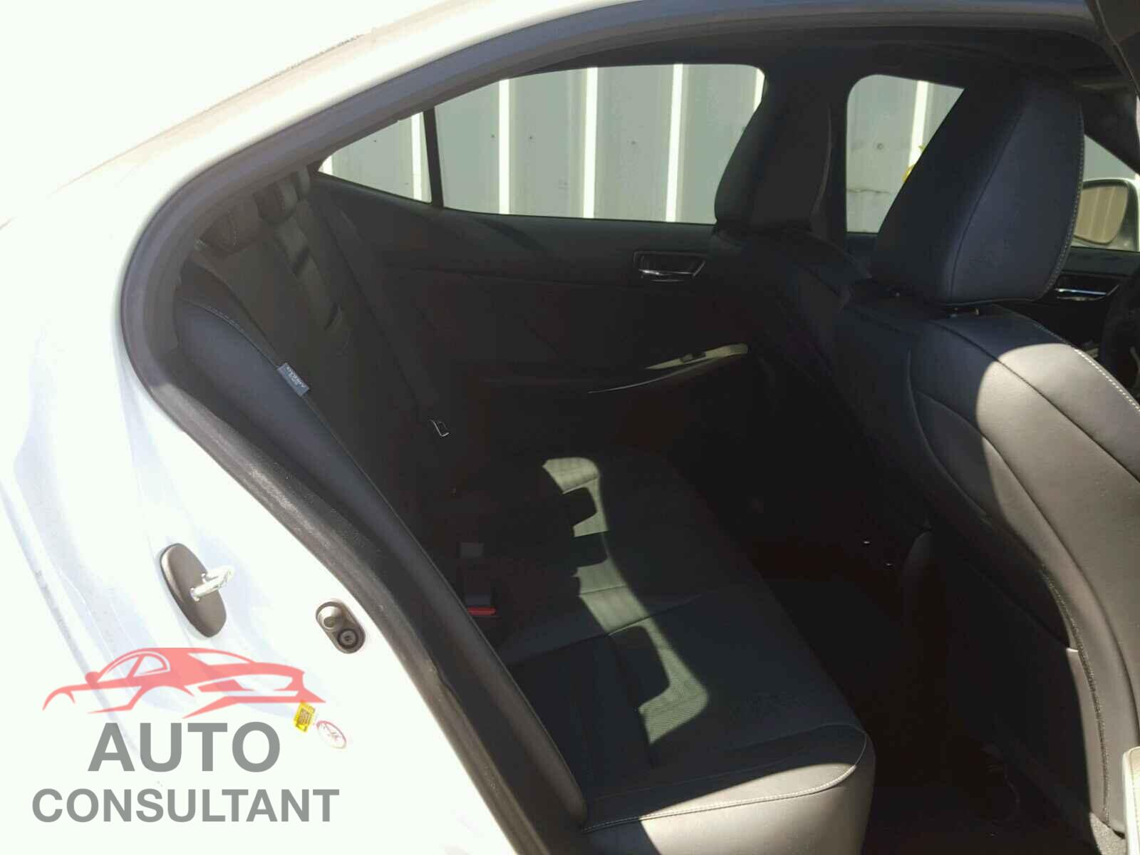 LEXUS IS 250 2015 - JTHBF1D26F5079399