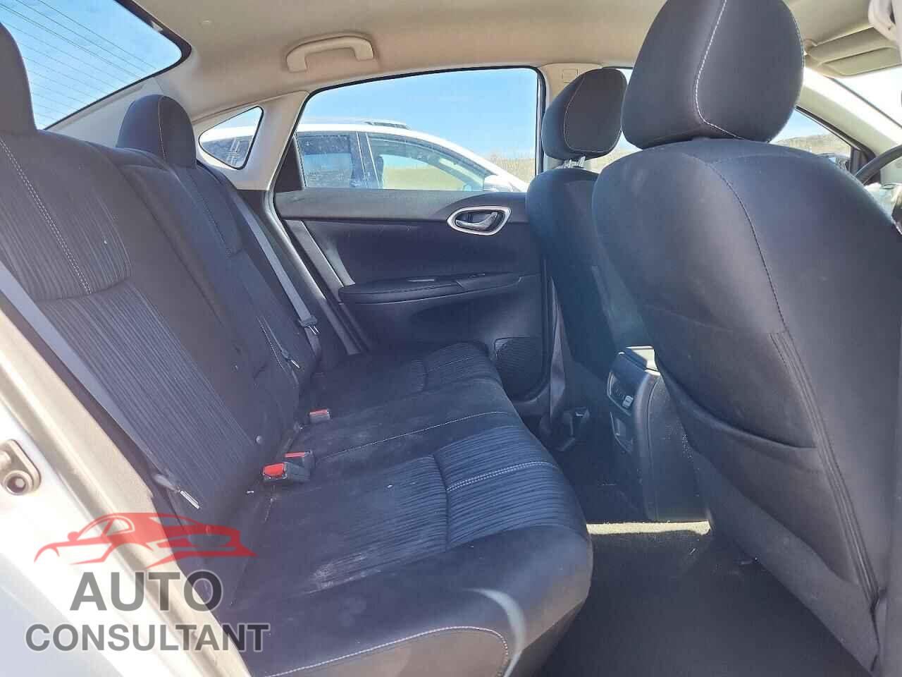 NISSAN SENTRA 2017 - 3N1AB7AP3HL669304