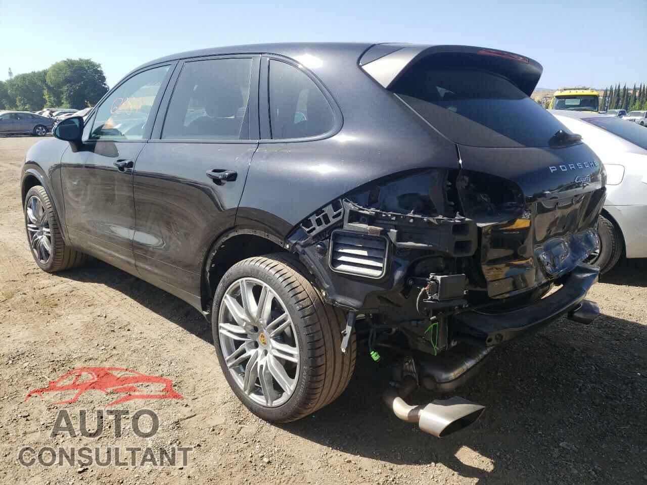 PORSCHE CAYENNE 2017 - WP1AA2A24HKA86361